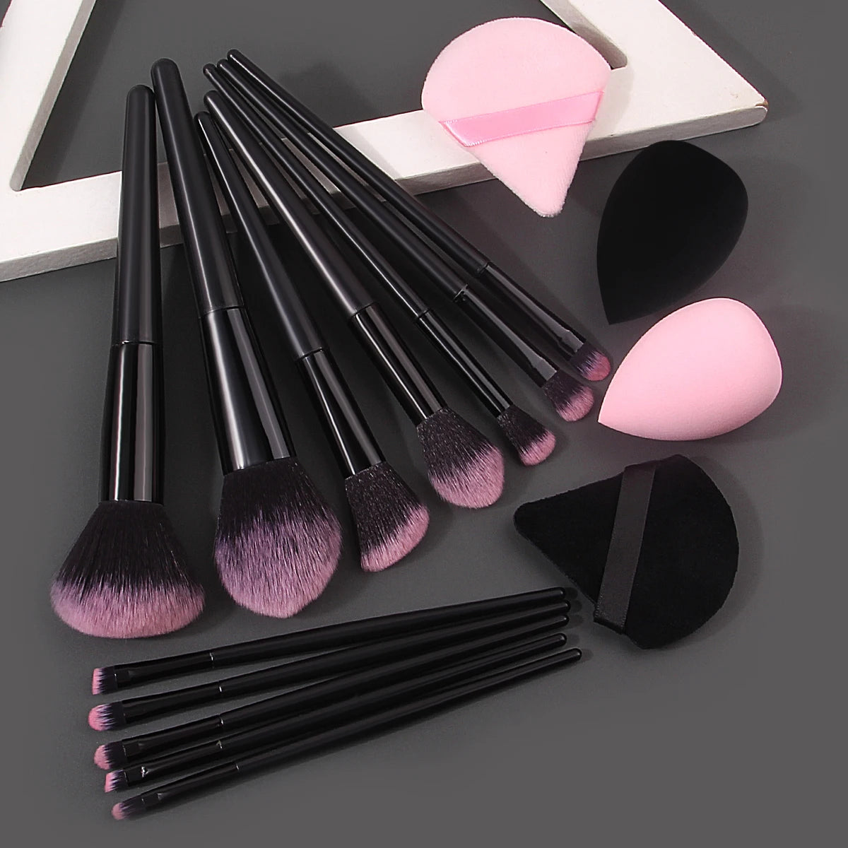 KOSSHOW 16PC Makeup Brush Set – Soft Nylon Bristles & Sponge