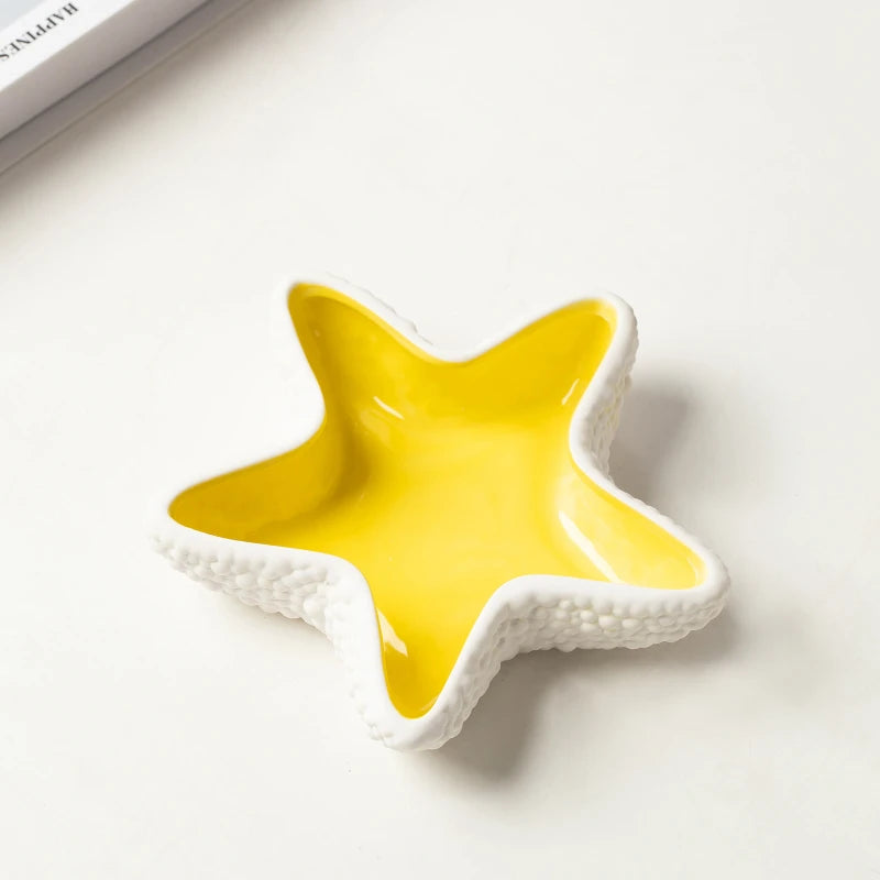 Modern White Ceramic Trinket Display Tray Custom Home Living Room Decoration Ashtray Unique 3D Starfish Ceramic Cigar ashtray Peaceful Pleasures Health and Wellness