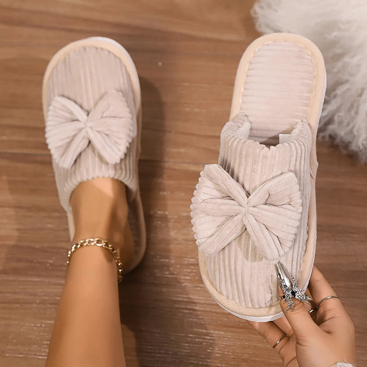 Women's Bow Slippers – Soft, Warm & Lightweight Indoor Shoes