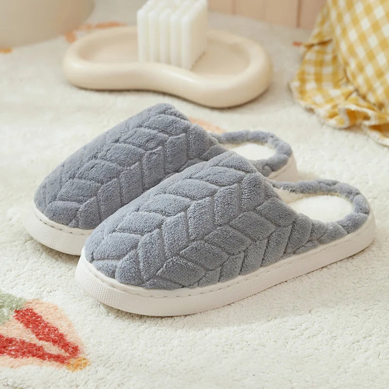 Women's Fuzzy Plush Slippers – Warm Soft Sole Indoor Slides