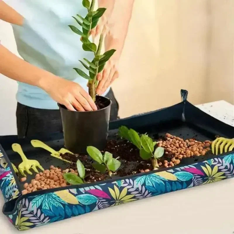 Reusable Foldable Waterproof Gardening Mat – Plant Transplant Tray