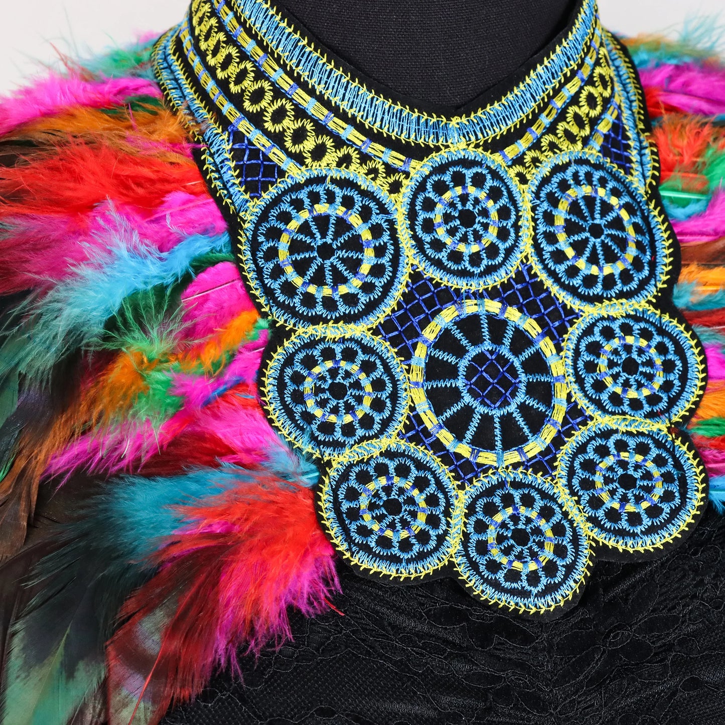 Vintage Punk Goth Feather Collar Shoulder Women Lace Bolero Jacket