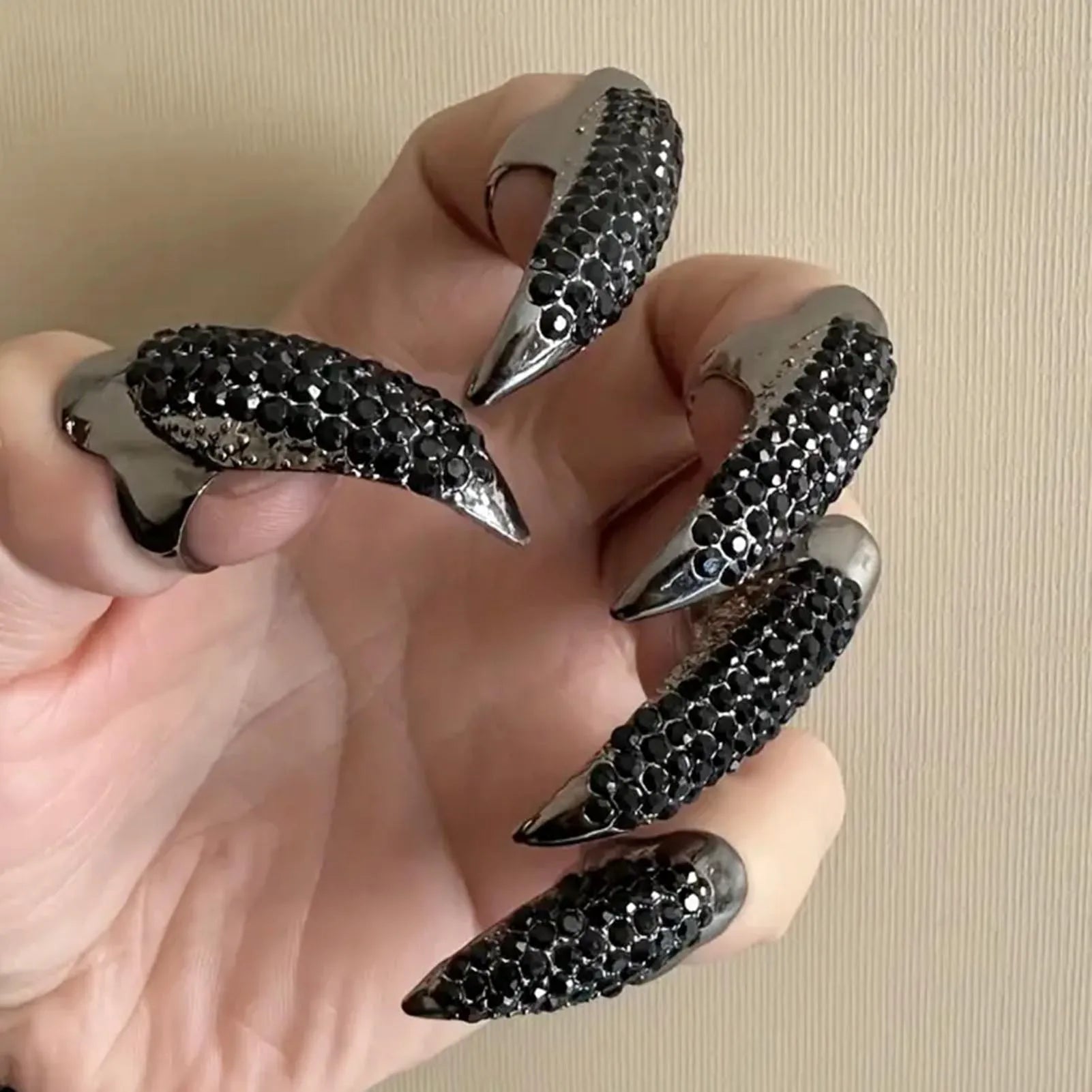 5pcs Punk Finger Rings Eagle Claw Ring Black Crystal Design Halloween Party Cosplay Costume Rings Jewelry Nail Art Decoration Peaceful Pleasures Health and Wellness