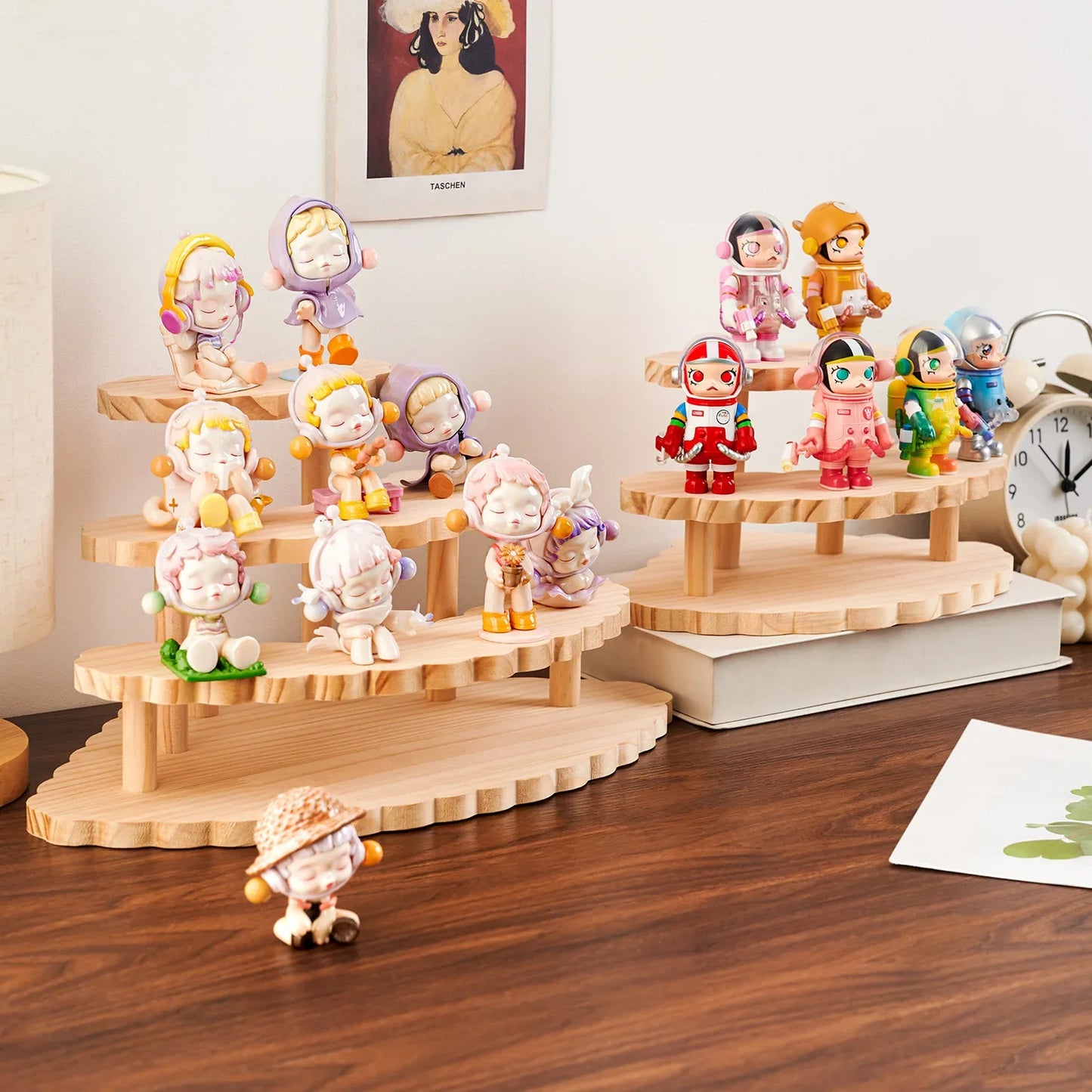 Solid Wood Fan-Shaped Ladder Display Rack | Multi-Layer Organizer