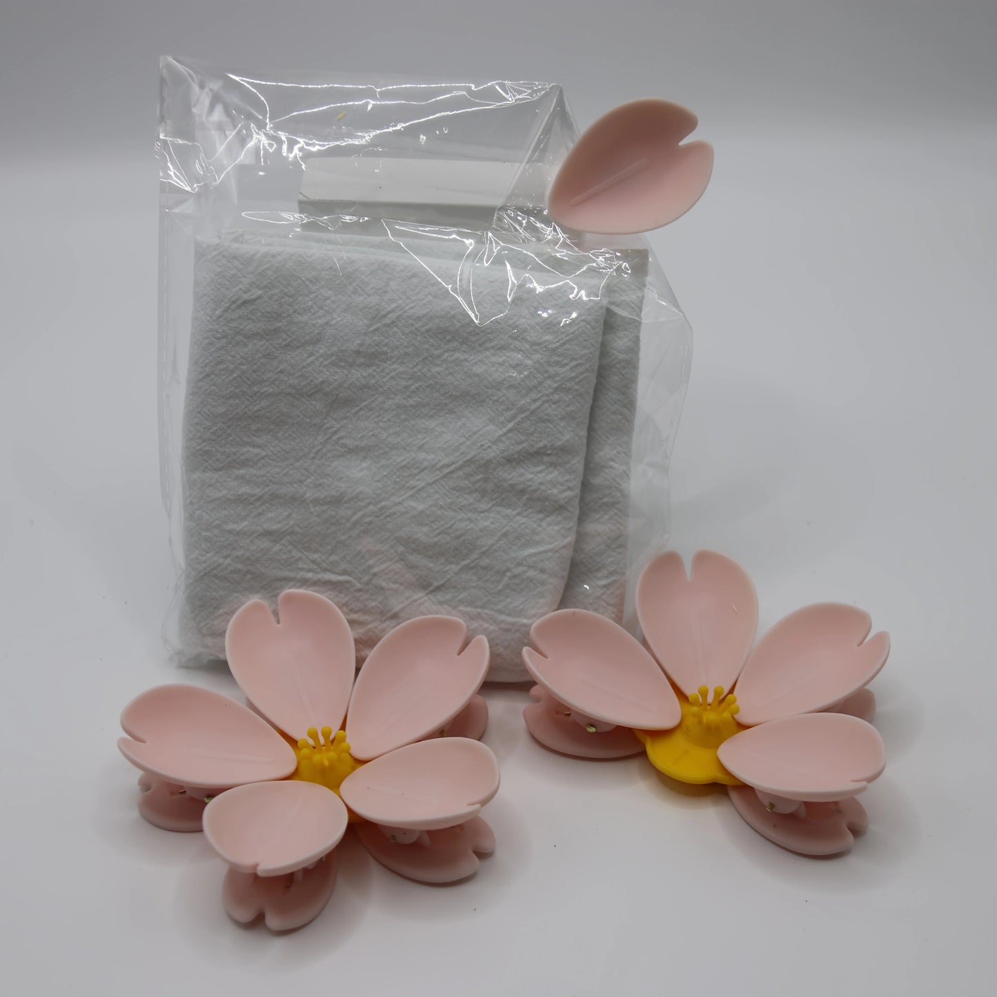 Cherry Blossom Magnetic Food Bag Sealing Clip | Fridge Magnet