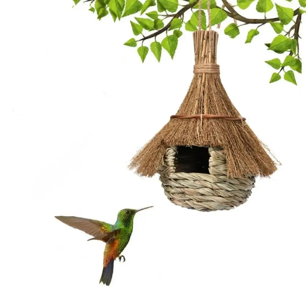Hand-Woven Grass Hanging Bird House – Cozy Bird Hut Nest