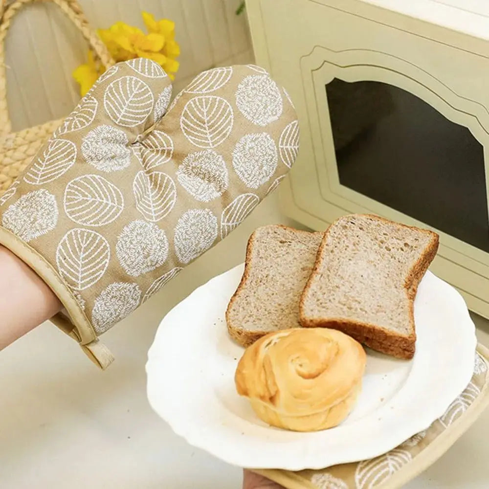 Durable Thickened Microwave Gloves Heat Resistance Anti-scald Oven Mitts Portable Kitchen Tools Peaceful Pleasures Health and Wellness