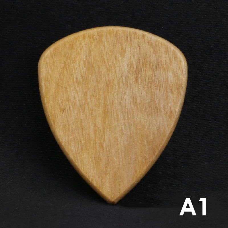 Wooden Acoustic Guitar Picks Bass Ukulele Plectrum Hearted Shape