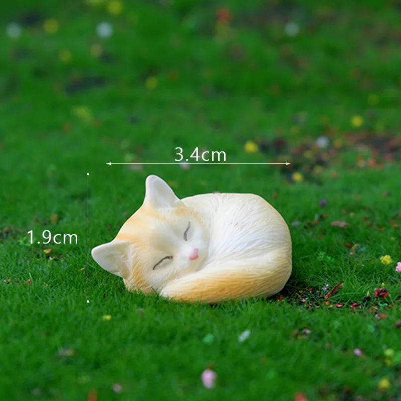 1PC Animal Miniature Fairy Garden Doll House Decoration DIY Micro Landscape Resin Cat Ornament Kitten Figurine Home Decor Peaceful Pleasures Health and Wellness 4 Golden Cat