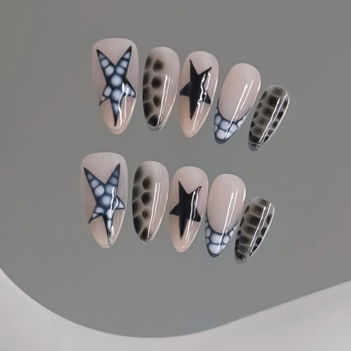 10pcs Handmade Press on Nails Y2k Starry Night Sky Almond Fake Nail Tips Detachable Wearable Sweet Cool False Nails for Girls Peaceful Pleasures Health and Wellness S