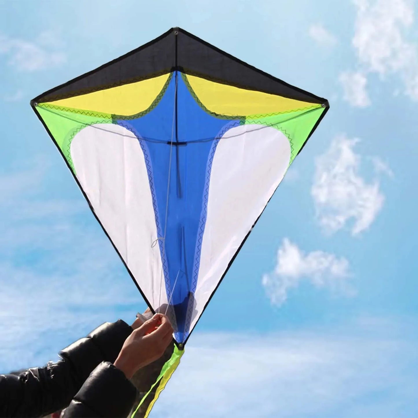 Kids Diamond Kite with Long Tail – Easy Fly Stunt Kite
