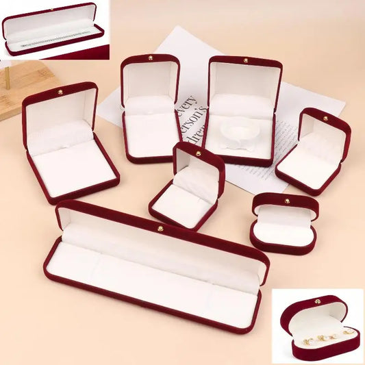 Red Flocking Gold Buckle Jewelry Box Pendant Ring Necklace Earring Bracelet Display Storage Box Packaging Box Wedding Rings Box Peaceful Pleasures Health and Wellness