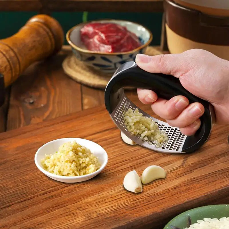Stainless Steel Garlic Press Crusher Manual Garlic Mincer Chopping Garlic Tool Professional Garlic Mincer Kitchen Accessories Peaceful Pleasures Health and Wellness