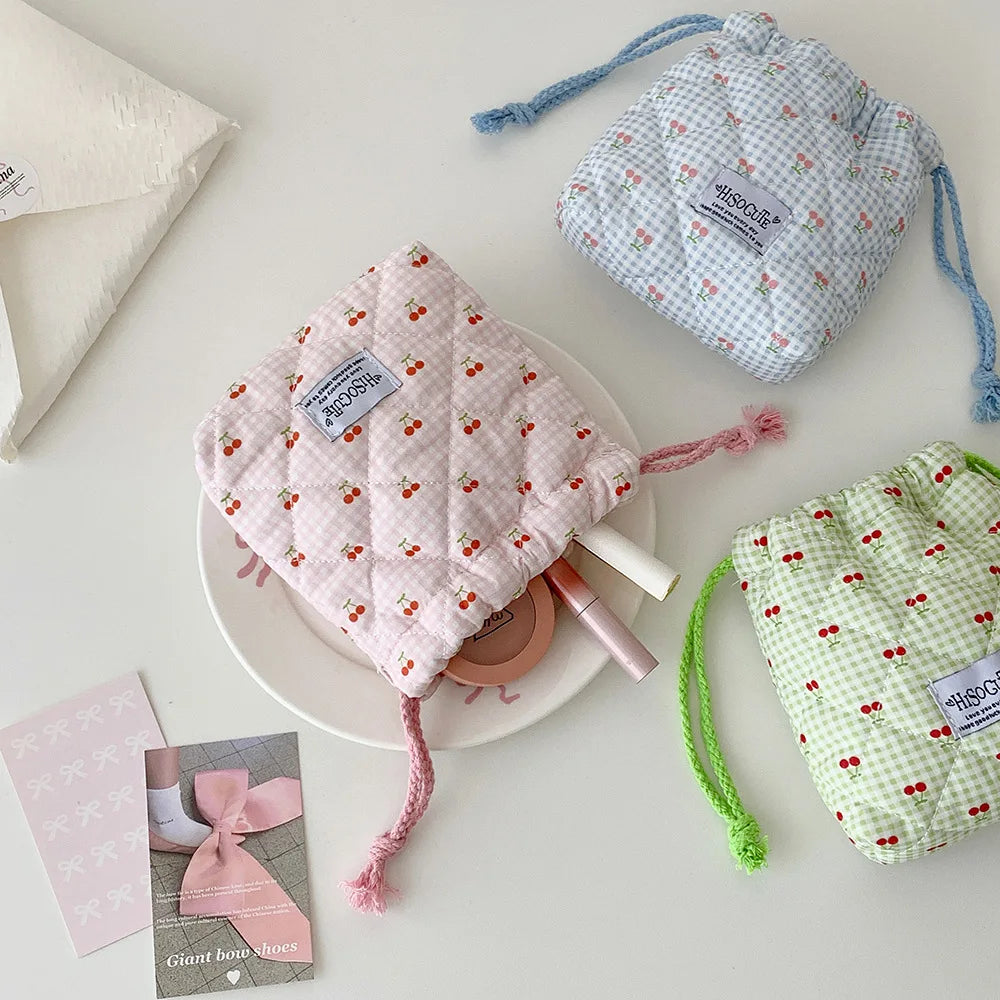 Quilted Drawstring Makeup Bag – Cute Travel Toiletry Pouch