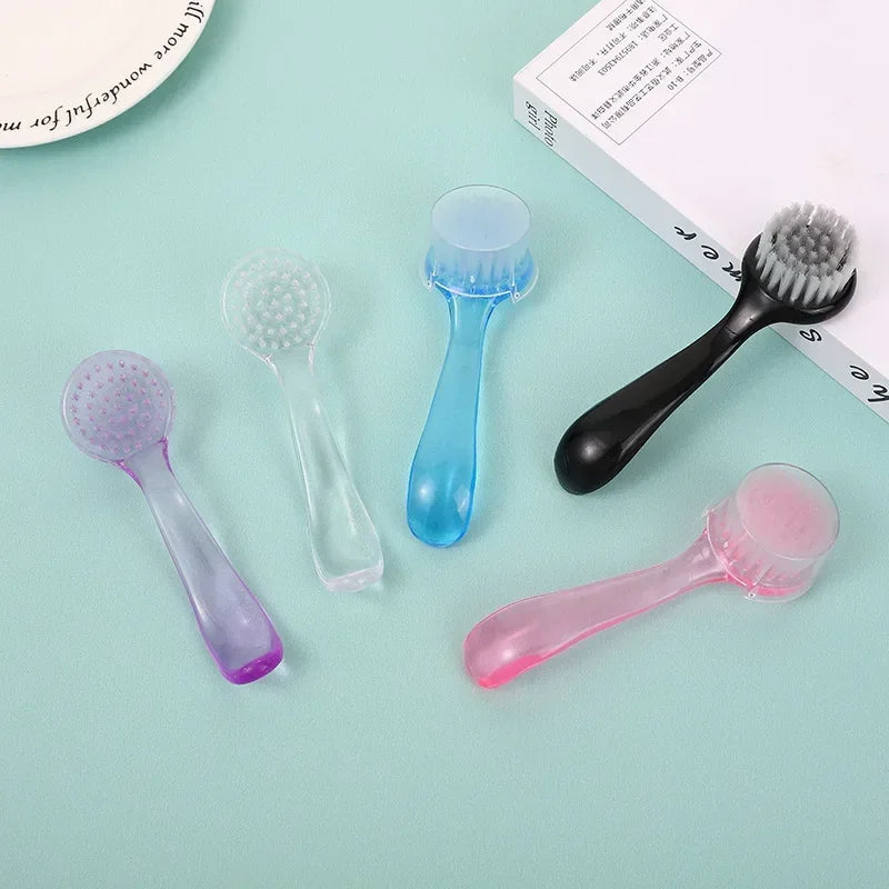 1PC Round Head Nail Care Makeup Brush, Gentle, with Plastic Handle, Nail Art Gel Powder Dust Clean Remover Peaceful Pleasures Health and Wellness