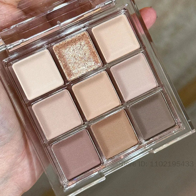 9-Color Smoky Eye Shadow Palette – Matte & Shimmer