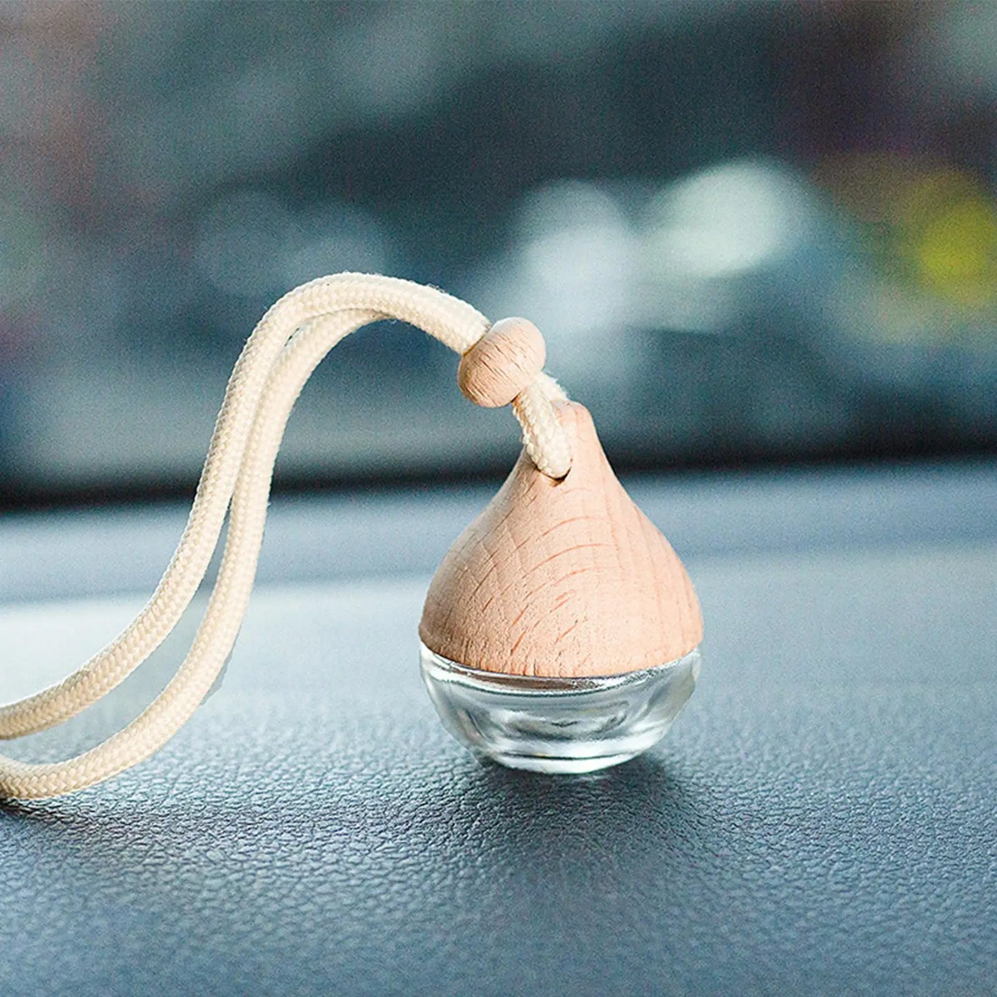 Refillable Glass Car Perfume Pendant Bottle with Wooden Cap