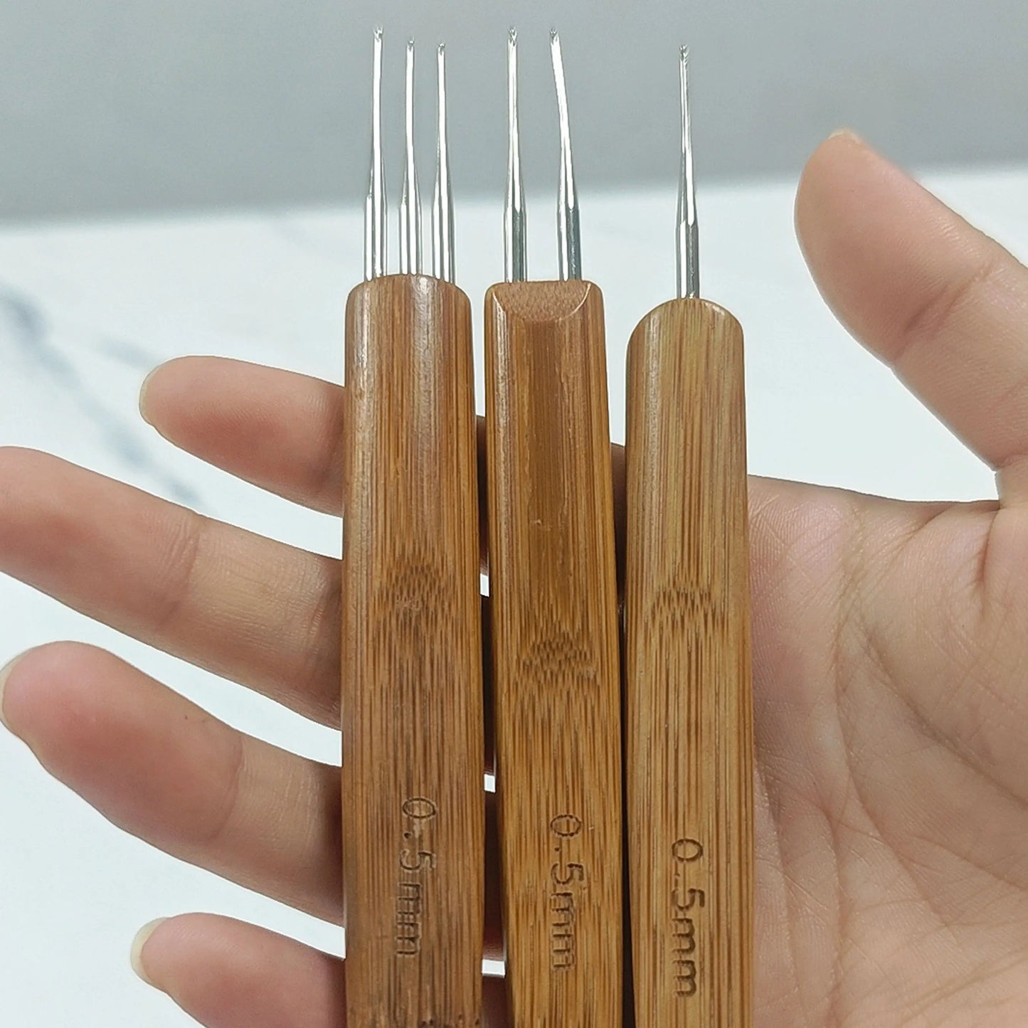 Dreadlock Crochet Hook Set 0.5mm & 0.75mm Wood Needles