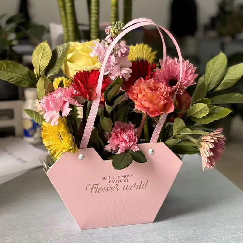 Portable Hollow-Out Flower Basket Gift Box | Bouquet Wrap