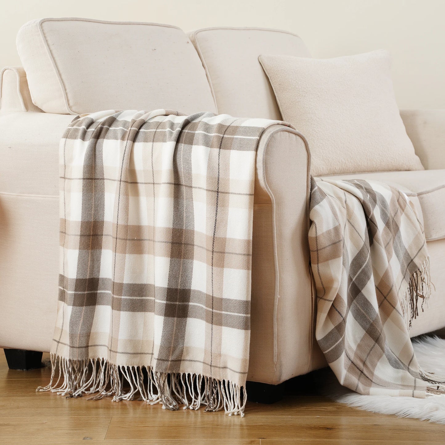 Battilo Plaid Knit Throw Blanket | Beige Tassel Sofa Blanket