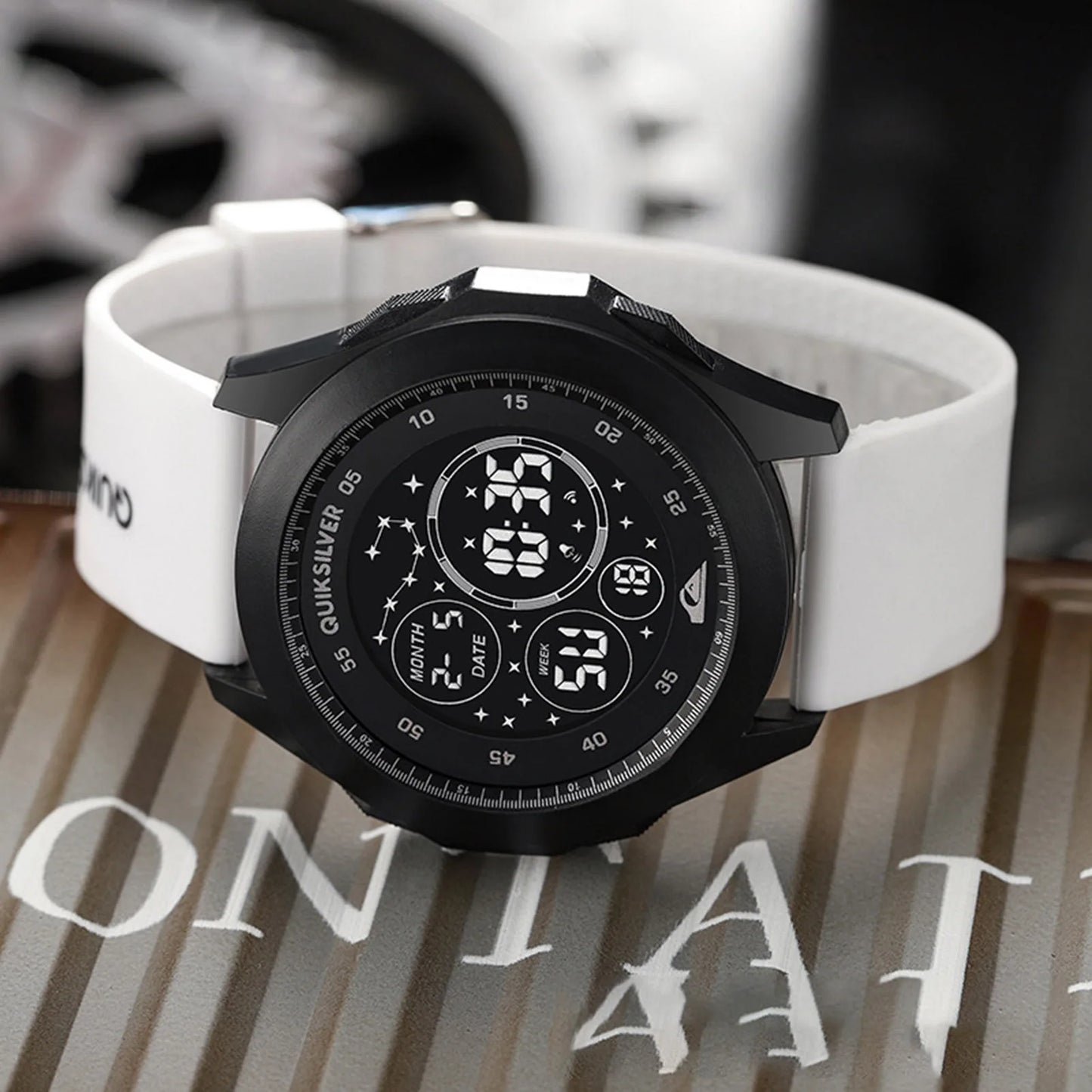 Men's Digital Sport Watch – Shockproof & 50m Waterproof