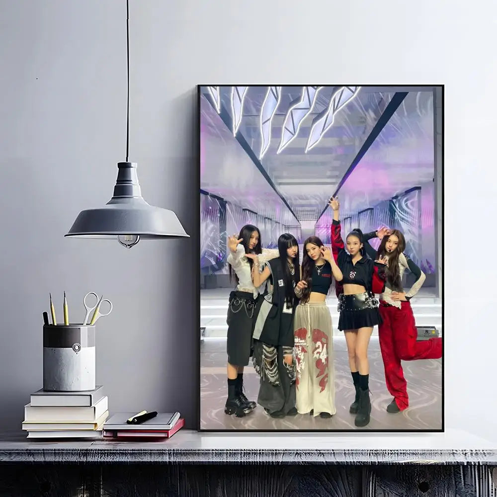Kpop M-meovv HD Waterproof Self-Adhesive Wall Art Poster Wall Art Poster Peaceful Pleasures Health and Wellness Black4 15X20cmNoframe