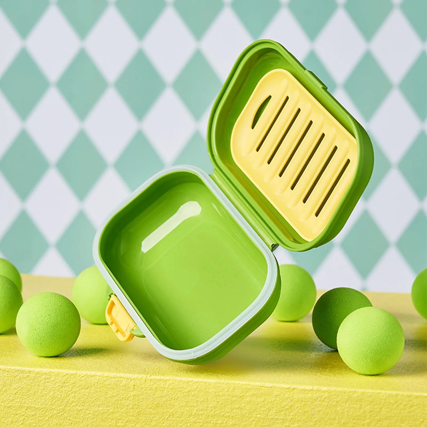 Portable Soap Dish with Lid – Leakproof Travel Soap Holder
