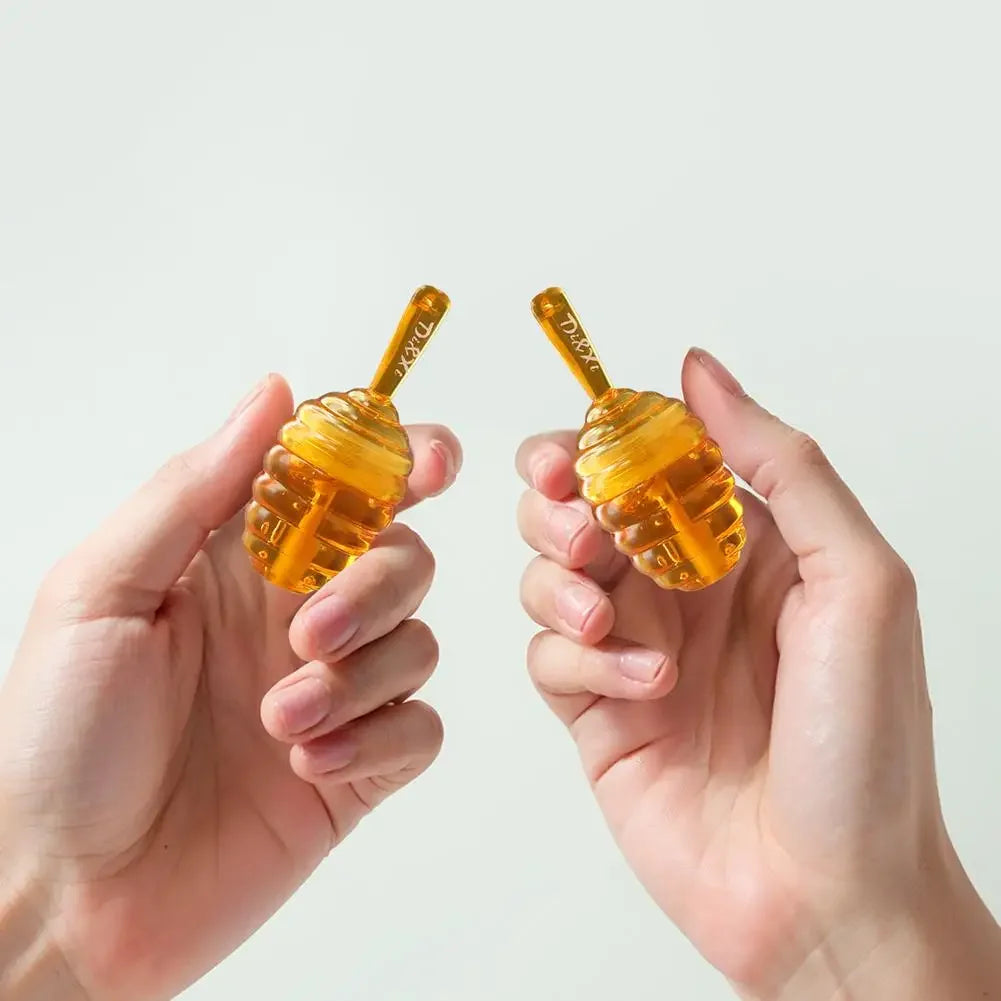 Honey Lip Oil Hydrating Overnight make Up Lip Balm Moisturizing Gloss Shiny Plumping reduces lip lines Lip Skin Care 5g Peaceful Pleasures Health and Wellness