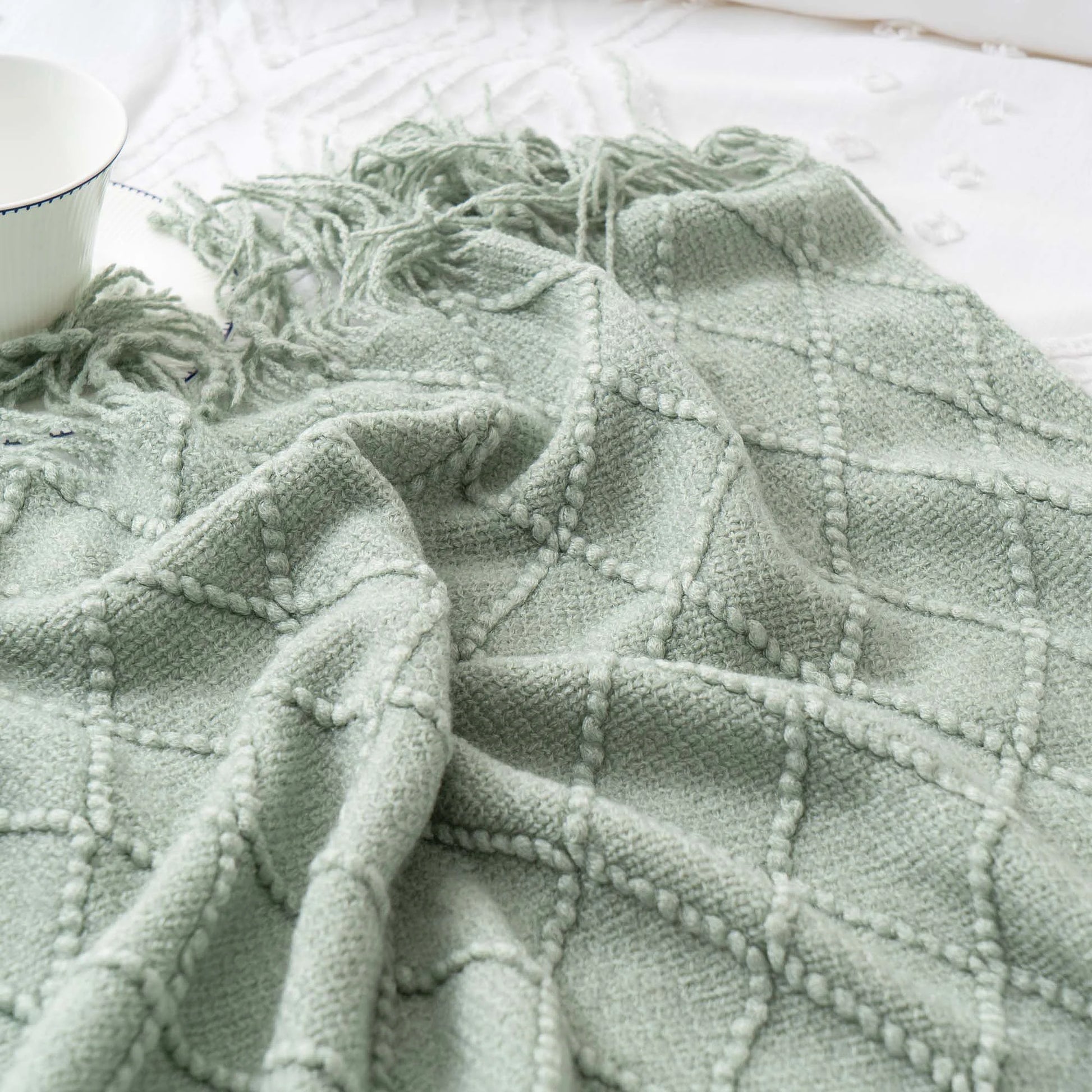 Battilo Plaid Knitted Throw Blanket Soft Woven Throws Sofa Blanket Bedspread On The Bed Green Decorative Blankets Spring Decor Peaceful Pleasures Health and Wellness