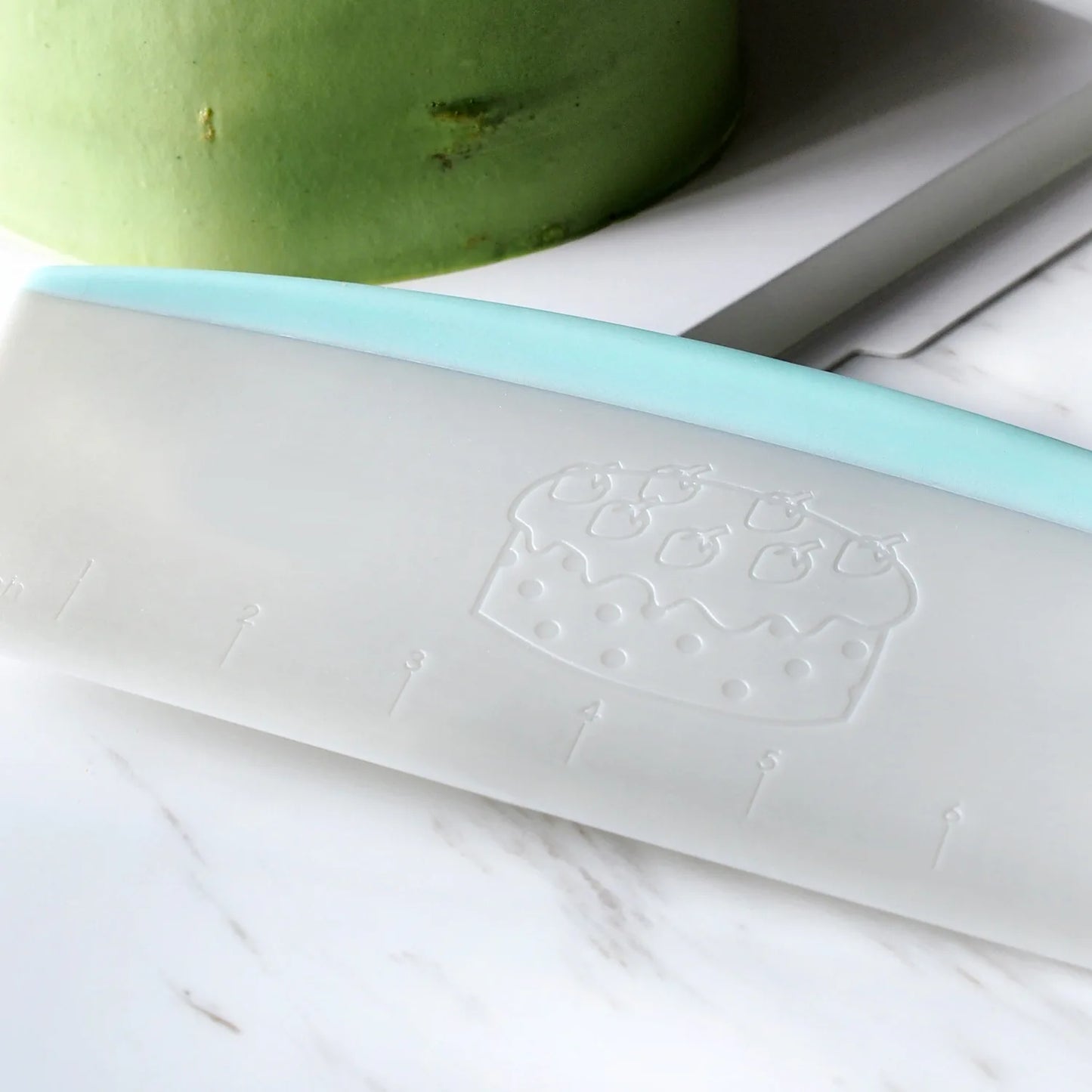 9inch Plastic Pastry Bench Scraper Chopper Cake Cutter Scale Multipurpose Kitchen Gadget Pizza Cutters Baking Bread Dough Peaceful Pleasures Health and Wellness