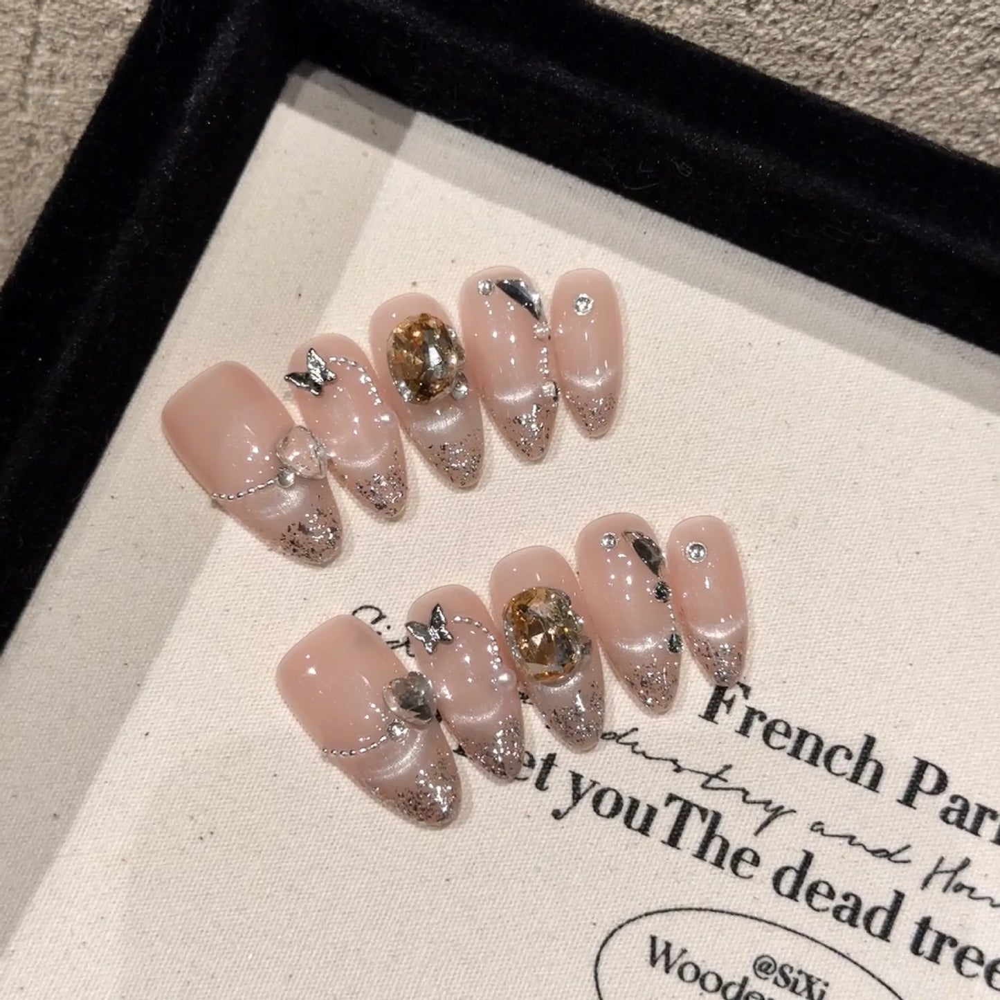 Mermaid Cat Eye Press-On Nails | Almond Rhinestone False Tips