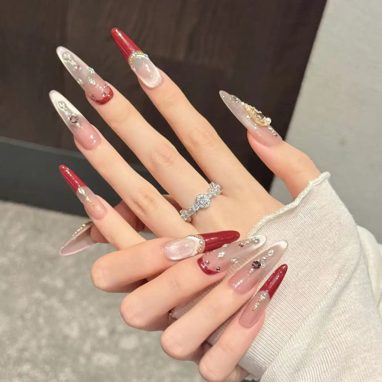 Wine Red French Press On Nails | Cat's Eye Diamond Almond 10pc