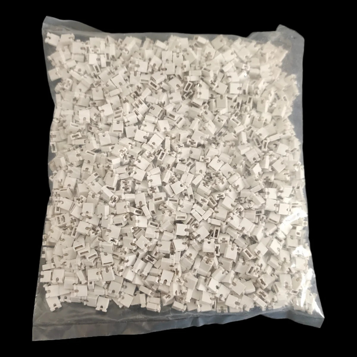 2000PCS/Bag Colorful 2.54mm Standard Computer Jumper Blocks Connector Short Circuit Block Hat Pin Head for Electronic Components Peaceful Pleasures Health and Wellness White