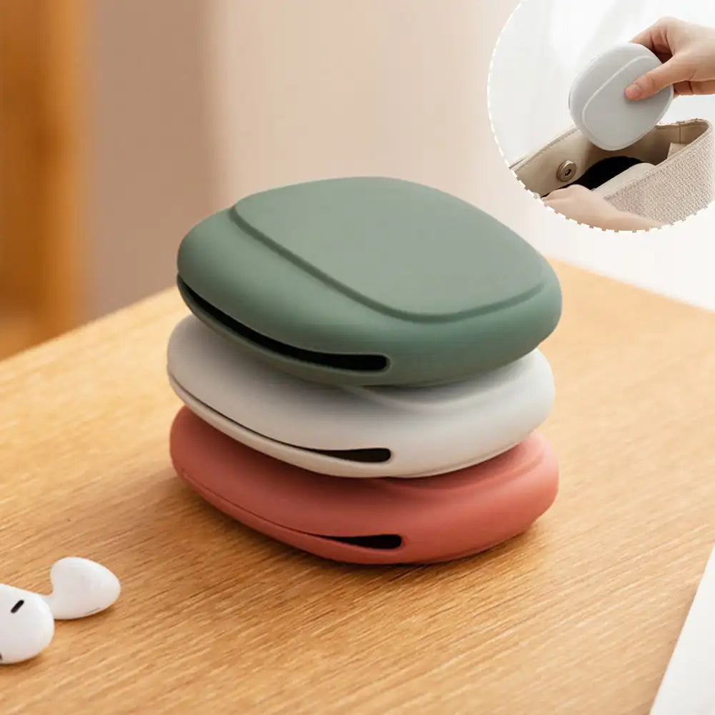 Silicone Cable Organizer Bag – Portable Travel Cable Winder