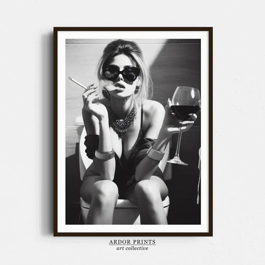 Funny Bathroom Canvas Wall Art – Retro Woman on Toilet Print Canvas Wall Art Peaceful Pleasures Health and Wellness ZLH4391 20x30cm