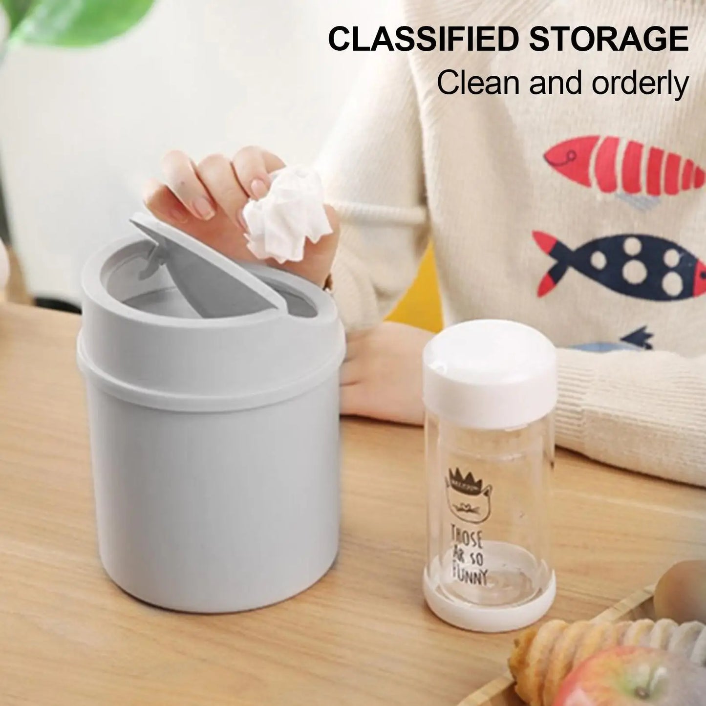Mini Desktop Trash Can with Lid – Small Desk Waste Bin