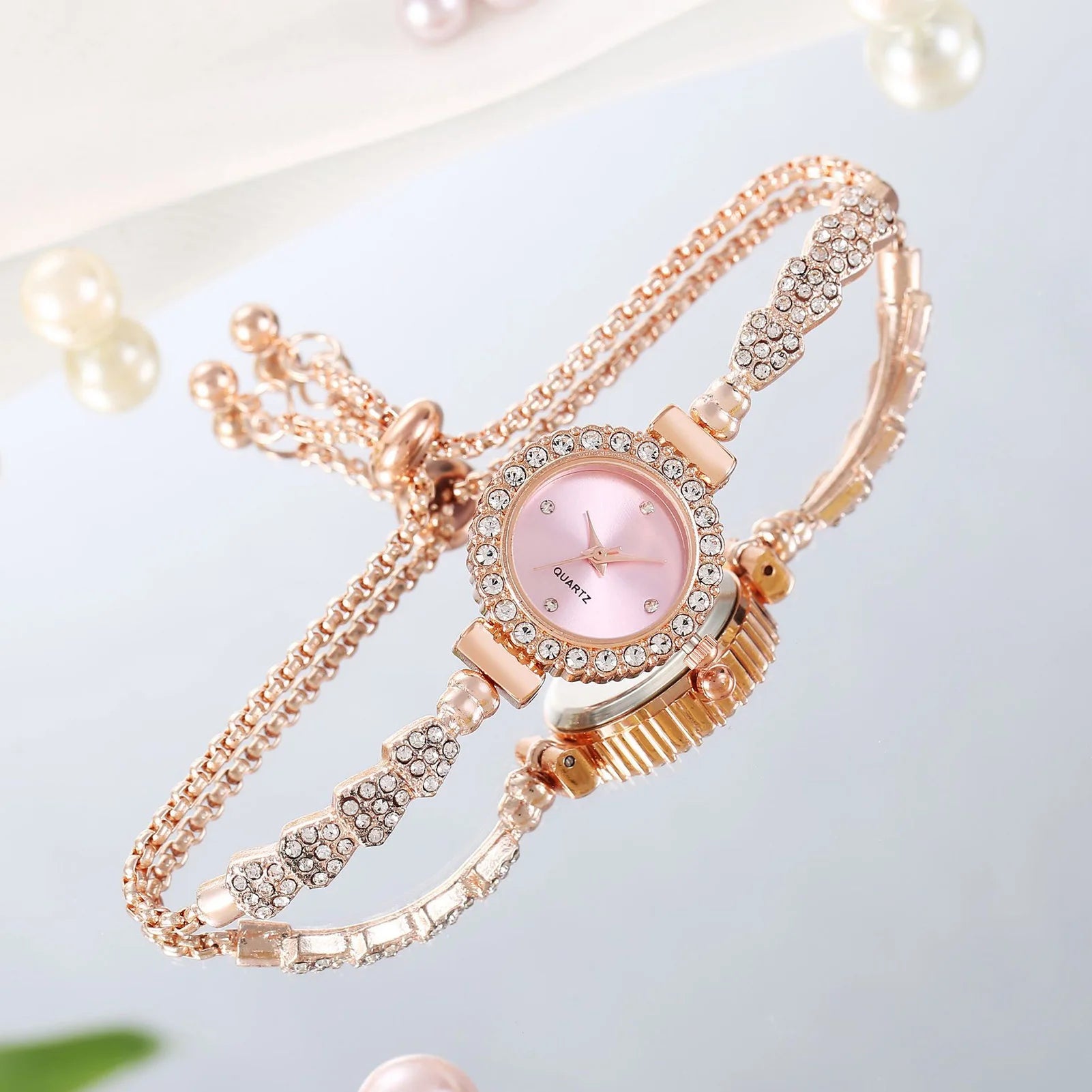 Women's Diamond Watches Bracelet Round Dial Chain Link Bracelet Analog Bangle Wrist Watch eting and Dating Office Peaceful Pleasures Health and Wellness