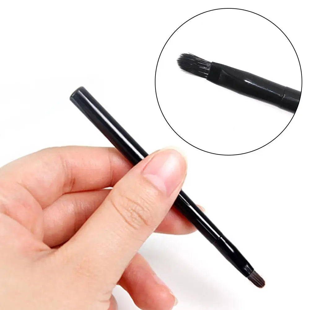 Retractable Lip Brush with Cap – Travel Portable Lipstick