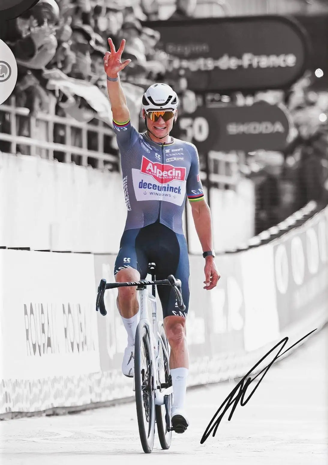 Cycling World Champion Tadej Pogacar Posters Sports Prints Mathieu Van Der Poel Canvas Painting Wall Picture Home Room Decor Peaceful Pleasures Health and Wellness CJ55265 40x50cm Unframed