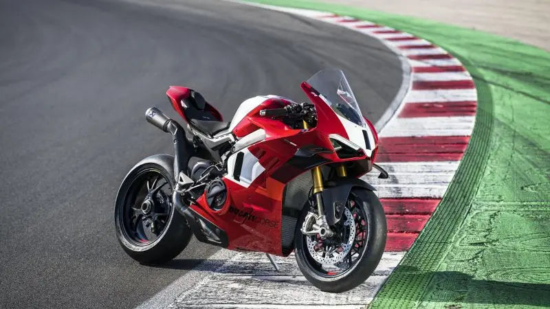 Canvas Wall Arts Home Decor Streetfighter V4 S Ducati Panigale V4 R Motorbike Wallpaper Decoration Picture Living Room Artwork Peaceful Pleasures Health and Wellness 06 20x30cm Unframed