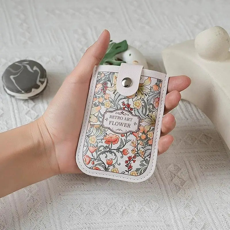 Slim Pull-Out Card Holder Wallet – 5 Slots, Floral Women