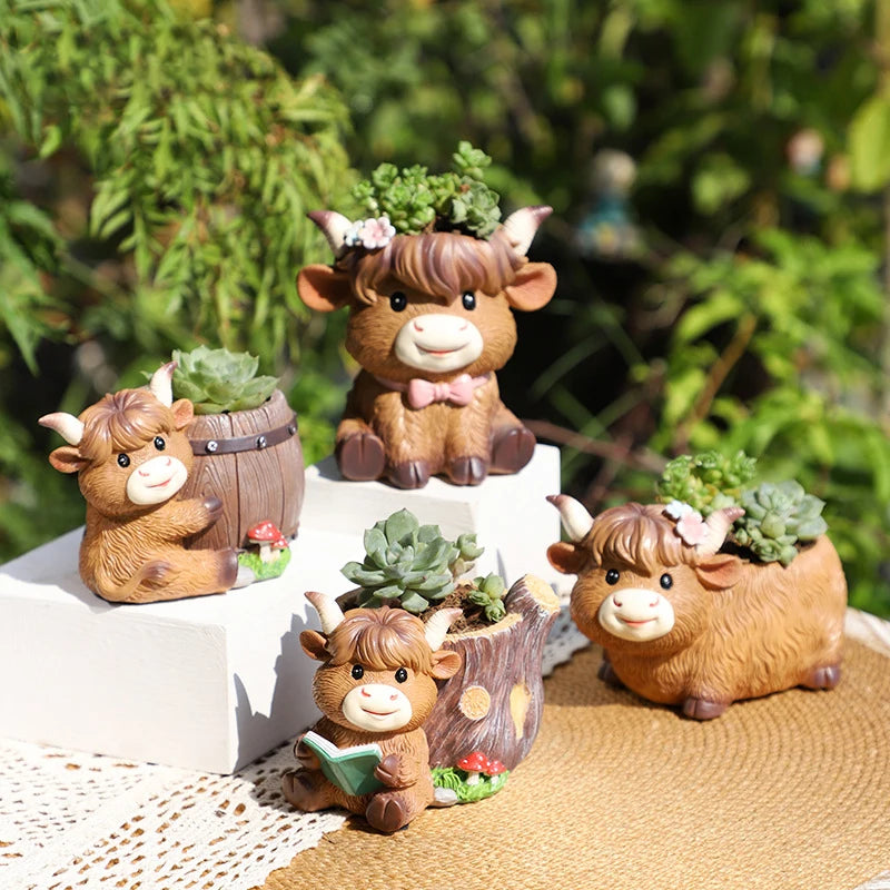Highland Cow Resin Succulent Planter | Mini Cute Flower Pot