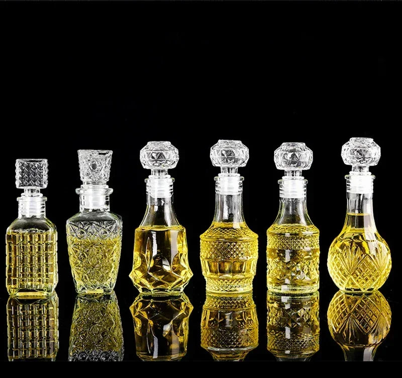 High End Transparent Glass Small Bottle 50/100ml Whiskey Mini Creative Red Bottle Peaceful Pleasures Health and Wellness