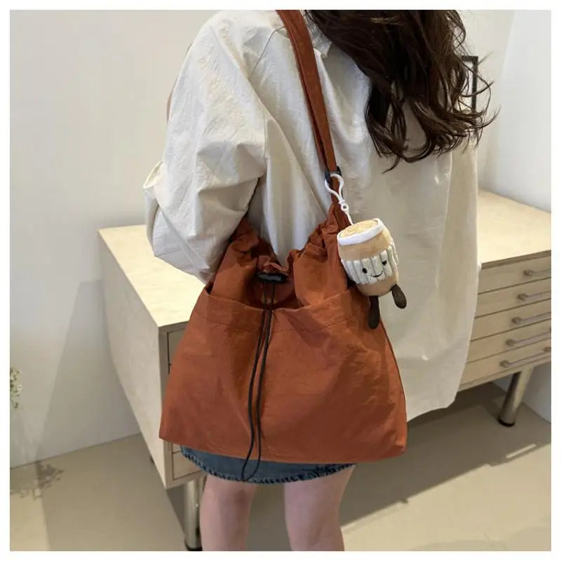 Large Capacity Women's Shoulder Bag – Lightweight Minimalist Tote