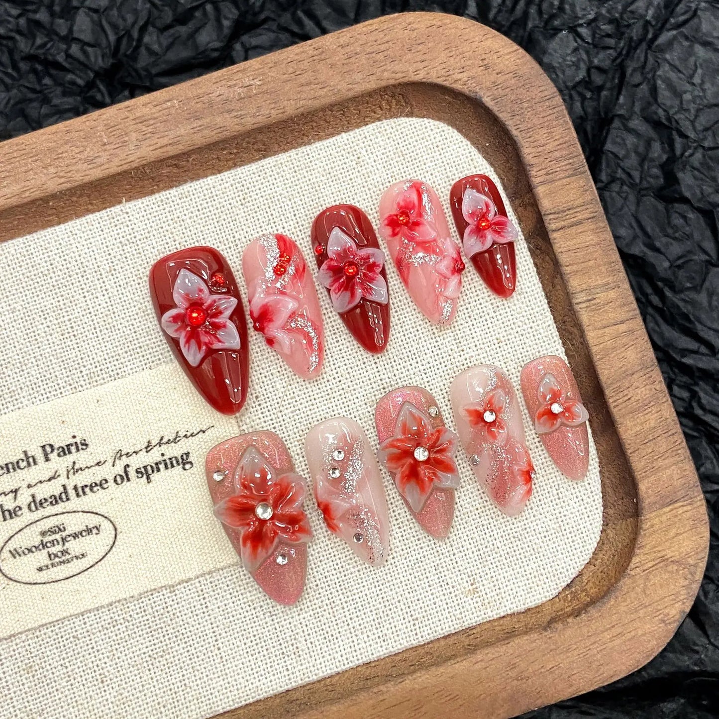 10pcs Handmade Almond Press on Nails Hand-carved Devil's Flower Design Fake Nail Tips Wearable Detachable Ins Sweet False Nails Peaceful Pleasures Health and Wellness XS