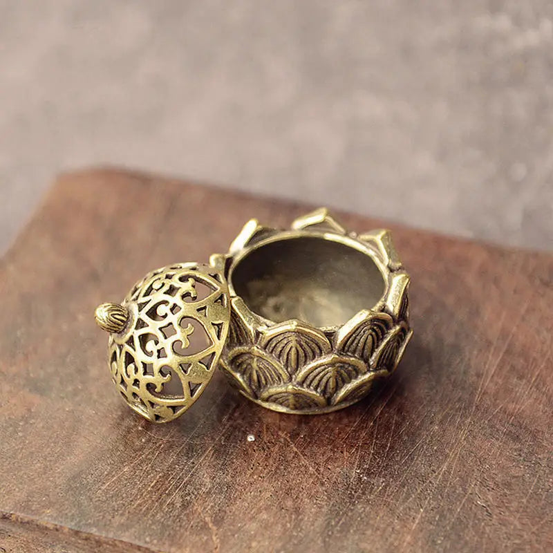 Retro Copper Small Lotus Hollow Out Incense Stick Burner Brass Incense Holder with Cover Home Decoration Sandalwood Censer Peaceful Pleasures Health and Wellness