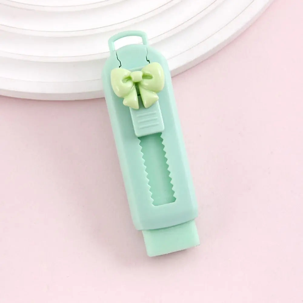 Cute Push-Pull Retractable Eraser for Kids – Cartoon Design
