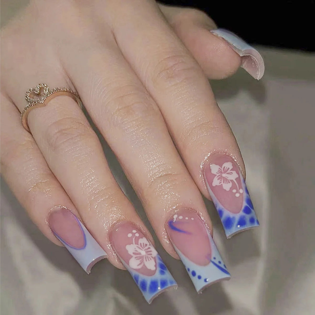 24pcs French Pink Flower Short Coffin Press On Nails | Nude Pink