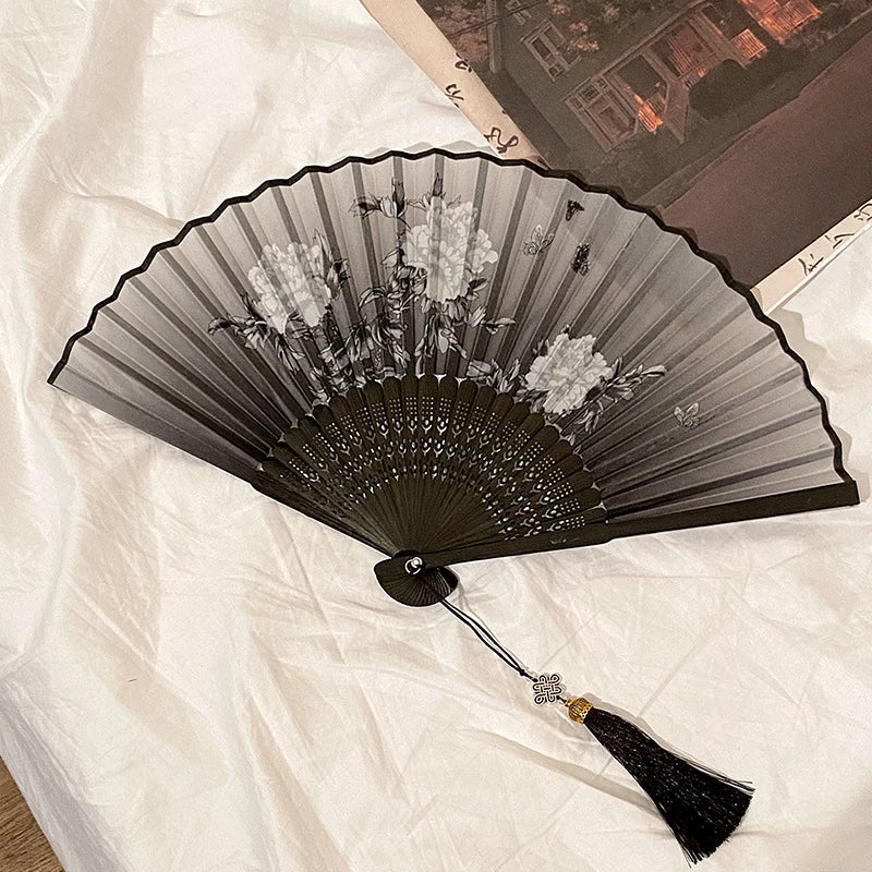 Chinese Silk Folding Fan – Retro Floral Hanfu Gift | 38cm