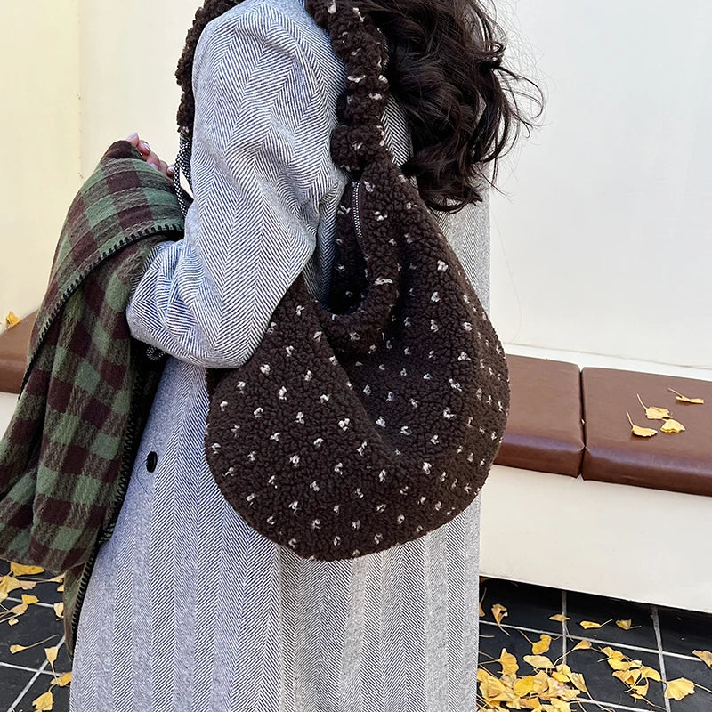 Korean Fashion Faux Fur Crossbody Bags for Women Trendy Large Capacity Sweet Polka Dot Versatile Tote Bag Fashionable Versatile Peaceful Pleasures Health and Wellness
